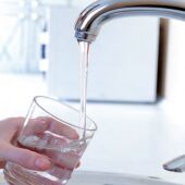 Elche tiene un índice de rendimiento técnico de su red de agua potable doce puntos por encima de la media nacional