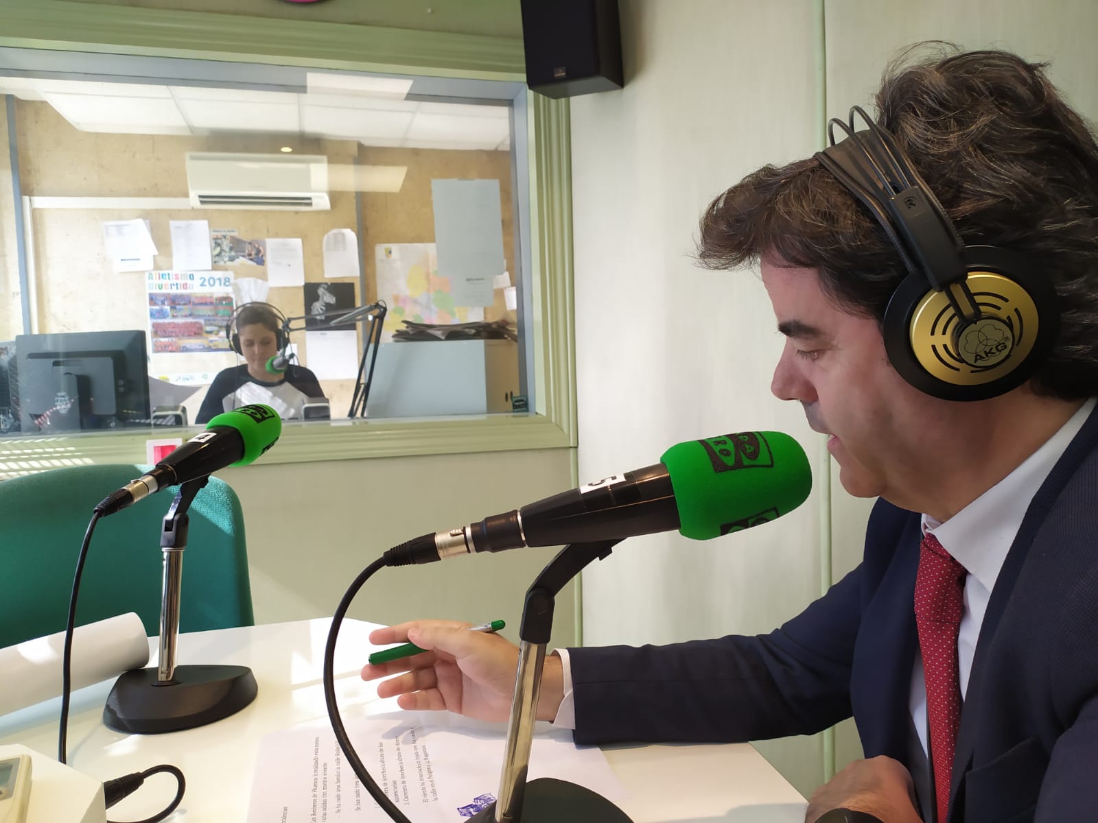 Luis Felipe: “hay que ponderar horarios y aforos, Aragón tiene más pequeños comercios que grandes superficies” Luis Felipe: “hay que ponderar horarios y aforos, Aragón tiene más pequeños comercios que grandes superficies”