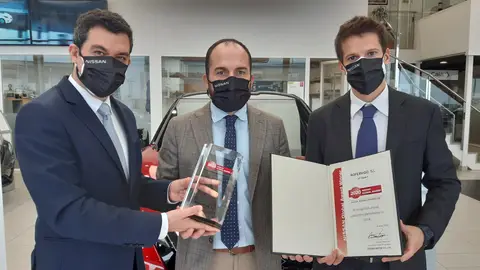 Roipesa Pontevedra recibe un premio Más de Uno Pontevedra Motor