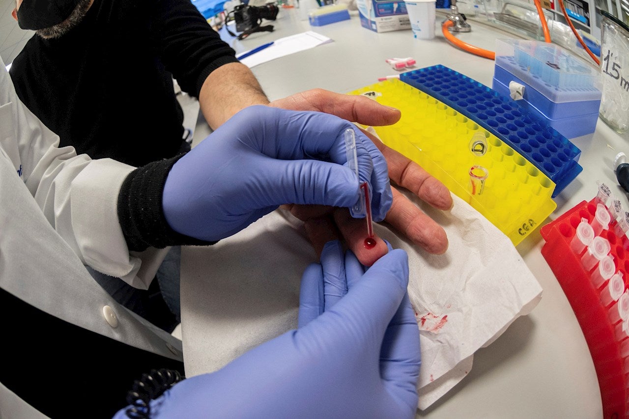 ¿Quién puede hacerse los test de antígenos en farmacias de Madrid desde este lunes? ¿Quién puede hacerse los test de antígenos en farmacias de Madrid desde este lunes?