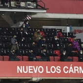 palco con políticos palco con políticos
