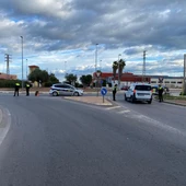 La Policía Local ha levantado en Sagunto más de un centenar de actas de infracción a las personas que decidieron saltarse el cierre perimetral, con sanciones que van de los 60 a los 600 euros. La Policía Local ha levantado en Sagunto más de un centenar de actas de infracción a las personas que decidieron saltarse el cierre perimetral, con sanciones que van de los 60 a los 600 euros.