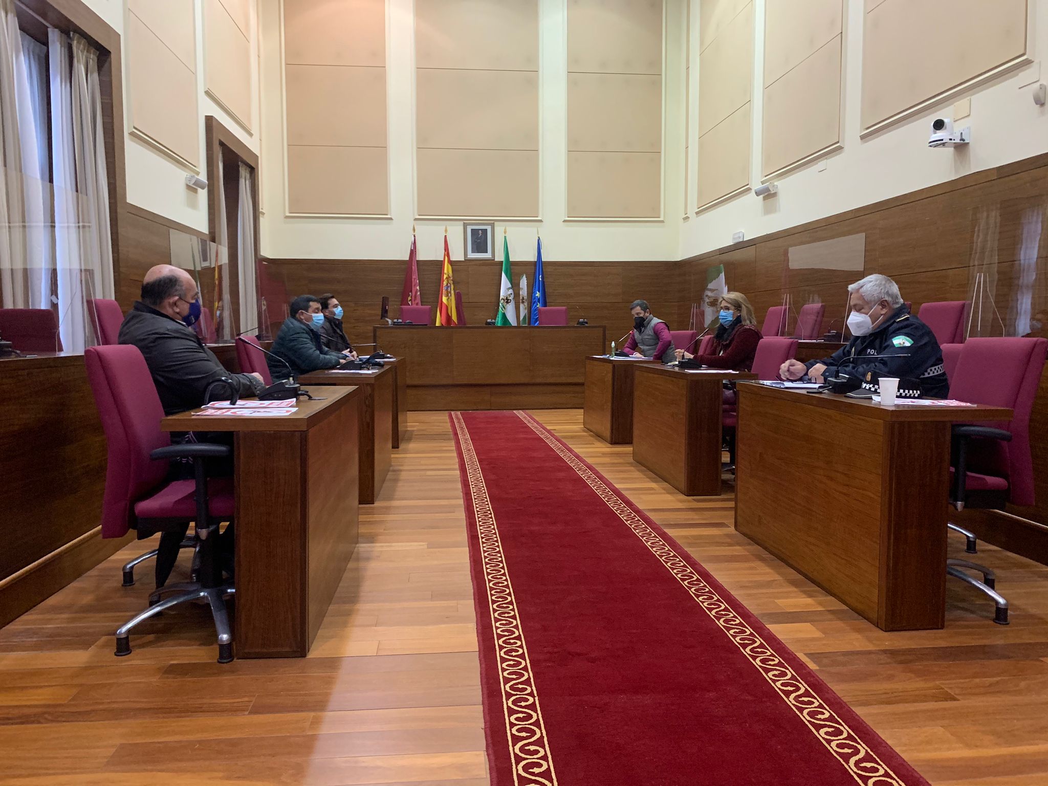 El Ayuntamiento estudia la posible peatonalización de la Alameda del Río El Ayuntamiento estudia la posible peatonalización de la Alameda del Río