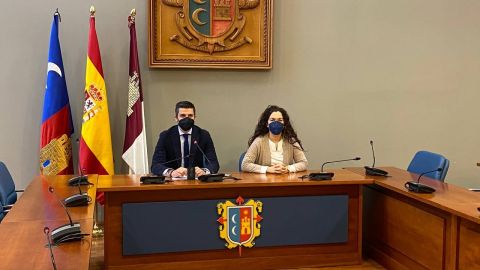 Santigo L&aacute;zaro y Virginia Pintor