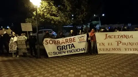 Los valles pirenaicos seguirán movilizándose ante la inacción del gobierno aragonés Los valles pirenaicos seguirán movilizándose ante la inacción del gobierno aragonés