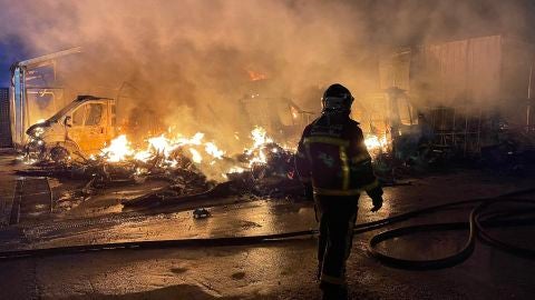 Incendio Caravaning K2 Alcal&aacute; de Henares