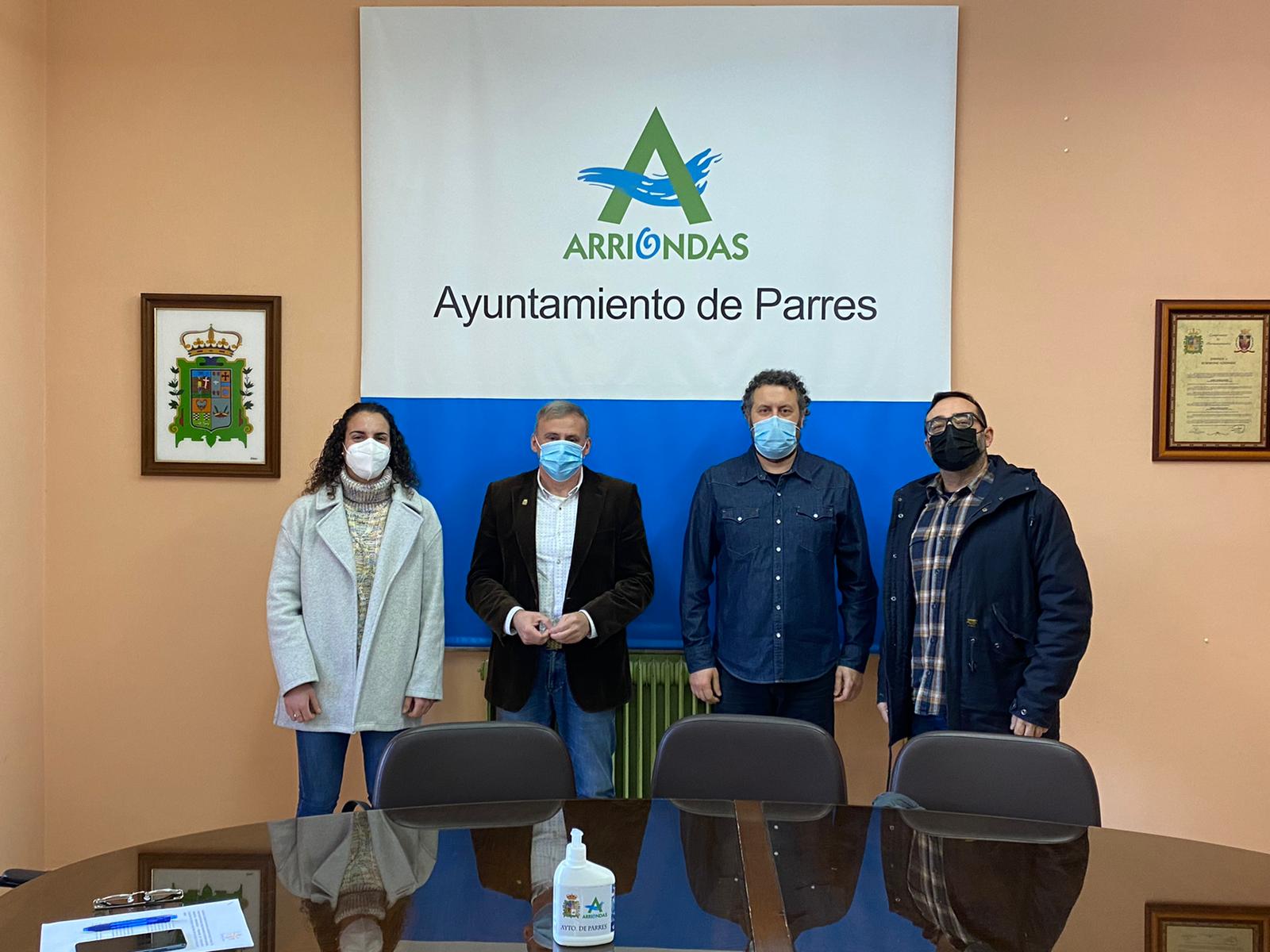 Acuerdo de colaboración entre el Ayuntamiento de Parres y la Asociación Trama Acuerdo de colaboración entre el Ayuntamiento de Parres y la Asociación Trama