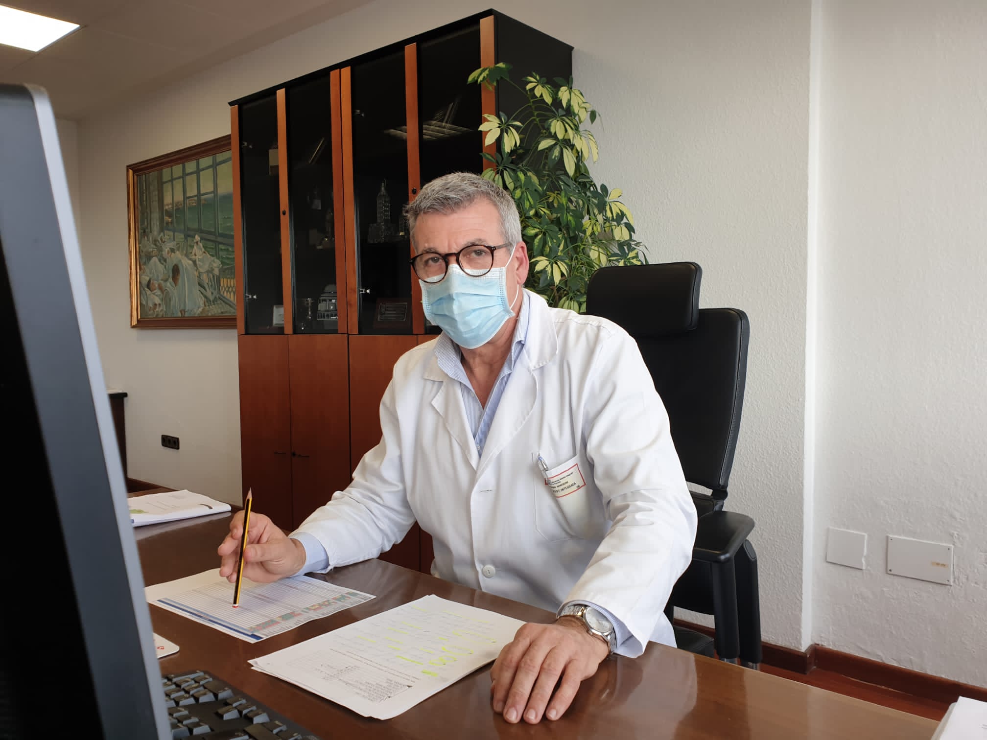 El gerente del CHUAC asegura que "con los datos de estos dos últimos días" se aleja la posibilidad de acudir al llamado hospital de campaña El gerente del CHUAC asegura que "con los datos de estos dos últimos días" se aleja la posibilidad de acudir al llamado hospital de campaña