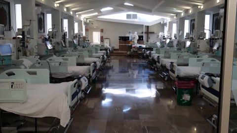 La capilla de un hospital de Granada se habilita como sala UCI ante la avalancha de pacientes 