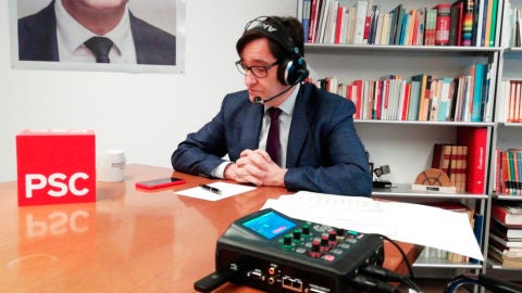 Salvador Illa durante su entrevista con Onda Cero