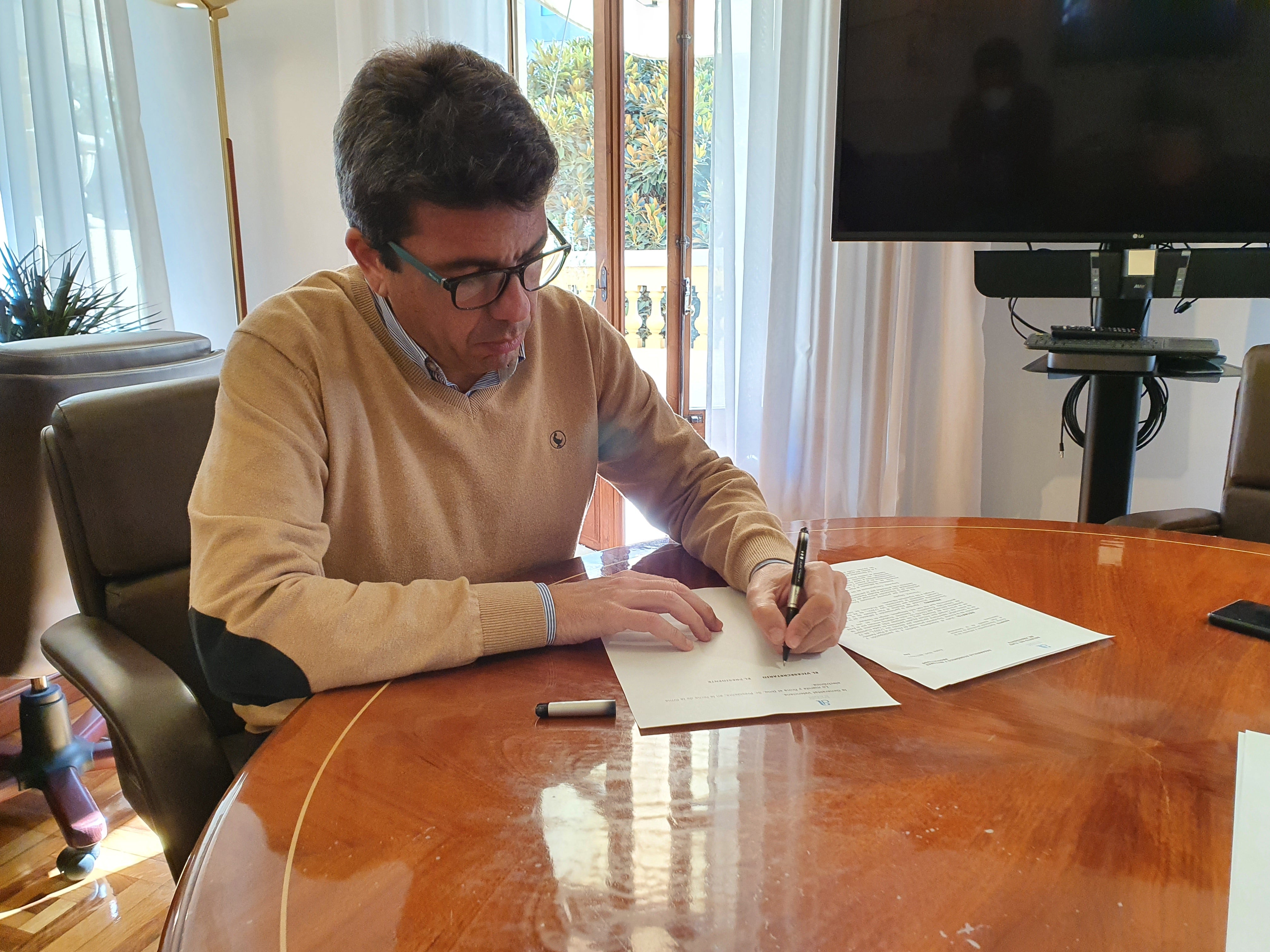 La Diputación destina 14,7 millones de euros al plan de ayudas a la hostelería y otros sectores afectados por la Covid La Diputación destina 14,7 millones de euros al plan de ayudas a la hostelería y otros sectores afectados por la Covid