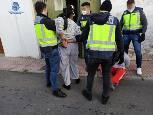 Policía Nacional cierra la operación con 7 detenidos, 2 de ellas menores de edad Policía Nacional cierra la operación con 7 detenidos, 2 de ellas menores de edad