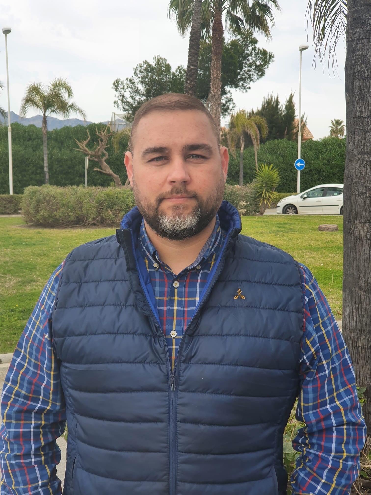 Miguel Angel López ( VOX Motril ) ; " Fiscalía en el Auto ve la posibilidad de un delito continuado de malversación de caudales públicos " Miguel Angel López ( VOX Motril ) ; " Fiscalía en el Auto ve la posibilidad de un delito continuado de malversación de caudales públicos "