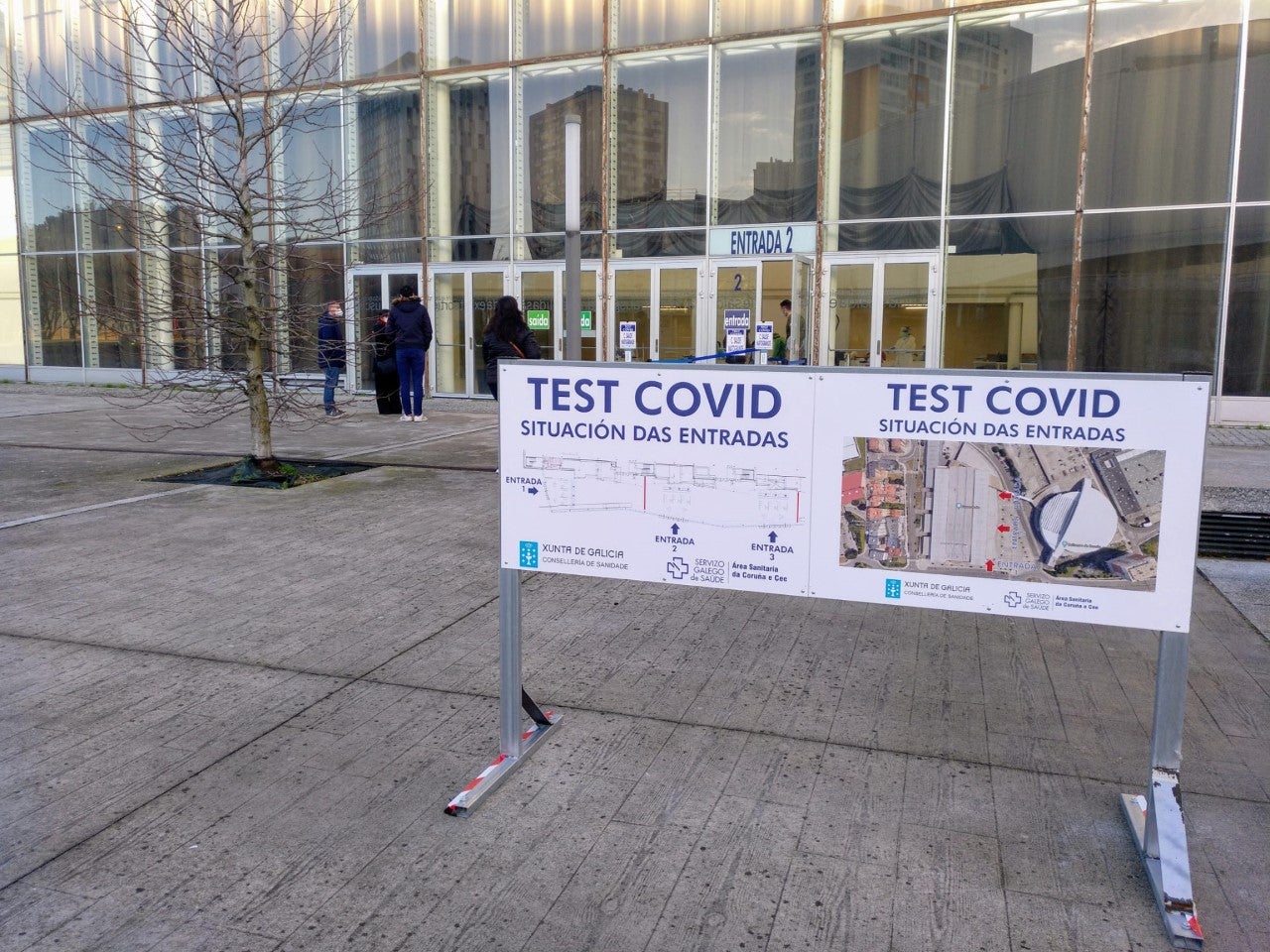 Bajan los casos activos en A Coruña pero vuelven a subir los ingresos en UCI Bajan los casos activos en A Coruña pero vuelven a subir los ingresos en UCI