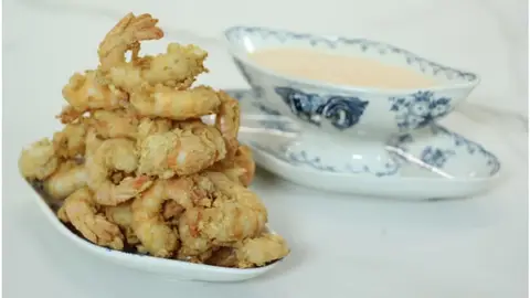 Langostinos con salsa rosa Langostinos con salsa rosa