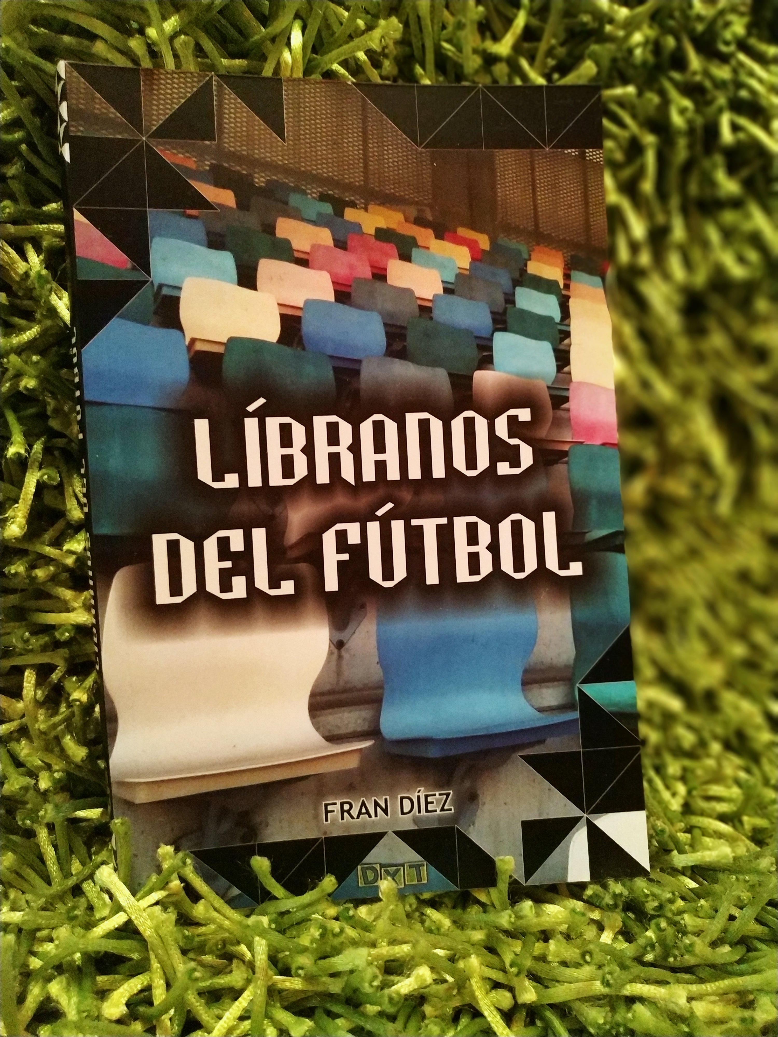 Fran Díez presenta el libro de relatos ‘Líbranos del Fútbol’ Fran Díez presenta el libro de relatos ‘Líbranos del Fútbol’