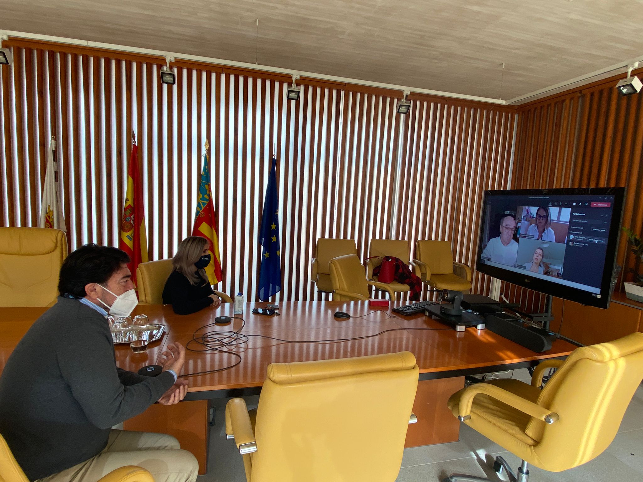 El Ayuntamiento ofrece una línea de ayudas directas al sector hotelero de la ciudad de Alicante El Ayuntamiento ofrece una línea de ayudas directas al sector hotelero de la ciudad de Alicante