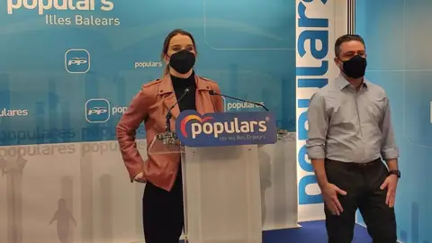 El PP censura "la corrupción pandémica" del Govern balear por los cargos públicos vacunados El PP censura "la corrupción pandémica" del Govern balear por los cargos públicos vacunados