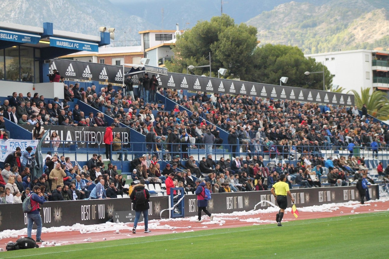 La grada alza la voz. SOS Marbella FC La grada alza la voz. SOS Marbella FC