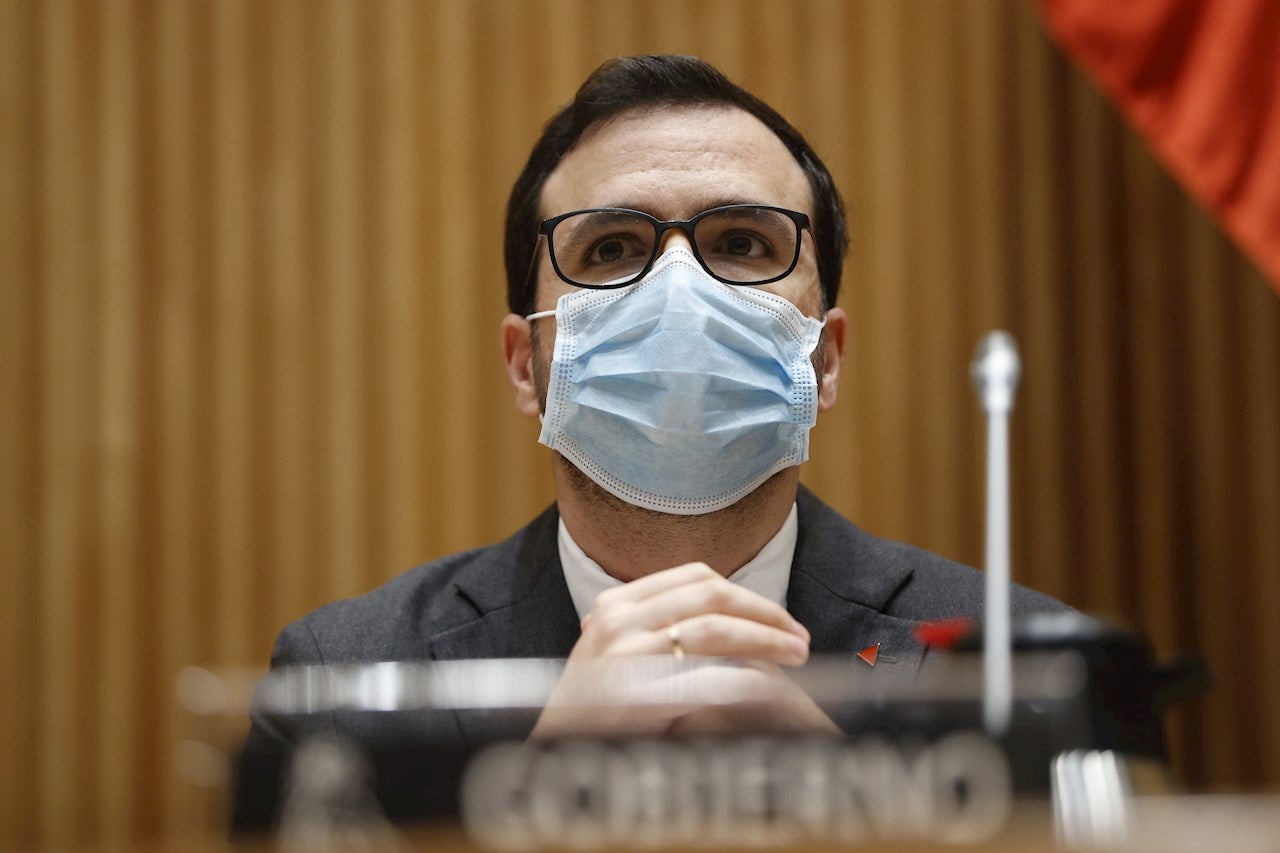 Garzón considera "no acreditado" que las mascarillas FFP2 protejan mejor del coronavirus Garzón considera "no acreditado" que las mascarillas FFP2 protejan mejor del coronavirus