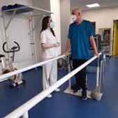 La falta de actividad física, el confinamiento e incluso largos periodos en cama en los casos más graves, provocan una afectación multisistémica, dañando mucho más que los pulmones 