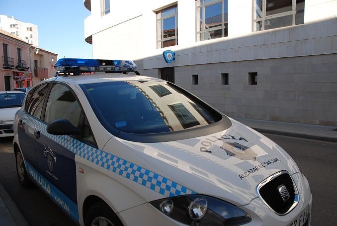 La Policía Local inicia una campaña especial de vigilancia y control de camiones y autobuses La Policía Local inicia una campaña especial de vigilancia y control de camiones y autobuses