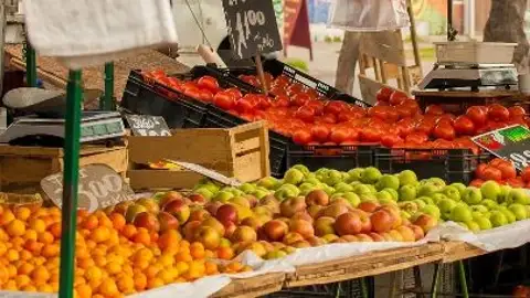 Puesto de mercadillo ambulante Puesto de mercadillo ambulante
