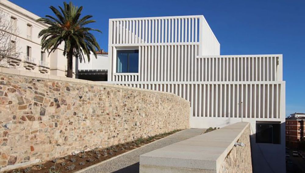 El Museo de Arte Contemporáneo Helga de Alvear de Cáceres abrirá sus puertas al público el viernes día 26 tras la inauguración oficial El Museo de Arte Contemporáneo Helga de Alvear de Cáceres abrirá sus puertas al público el viernes día 26 tras la inauguración oficial