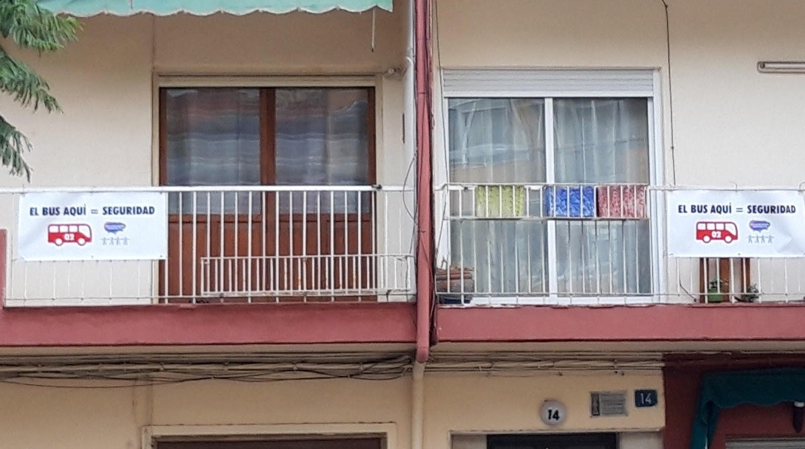 Los vecinos de El Plá celebran que se haya aceptado su alternativa para el paso de la línea 02 del bus Los vecinos de El Plá celebran que se haya aceptado su alternativa para el paso de la línea 02 del bus