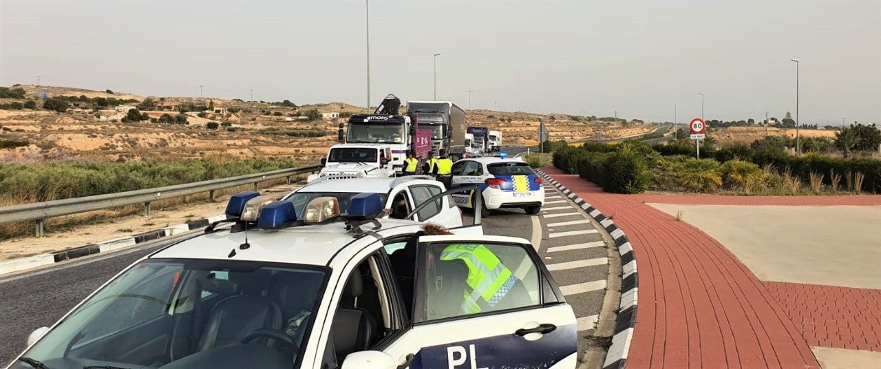 Puig y Bonig coinciden en la necesidad del cierre de las autonomías en Semana Santa. Es "lógico", según la presidenta del PPCV Puig y Bonig coinciden en la necesidad del cierre de las autonomías en Semana Santa. Es "lógico", según la presidenta del PPCV