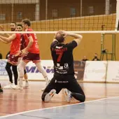 El Club Voleibol Almoradí desciende de categoría tras perder contra el Emevé Lugo El Club Voleibol Almoradí desciende de categoría tras perder contra el Emevé Lugo