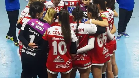 Uneatlántico Pereda Pereda, liga Guerreras