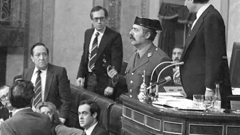 40 años de un GOLPE que cambió la historia de España 40 años de un GOLPE que cambió la historia de España