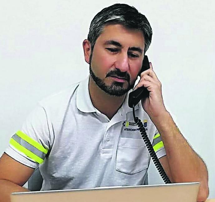 Abián Montesdeoca: "Los menores se suben a la patera aún sabiendo que podrían morir" Abián Montesdeoca: "Los menores se suben a la patera aún sabiendo que podrían morir"