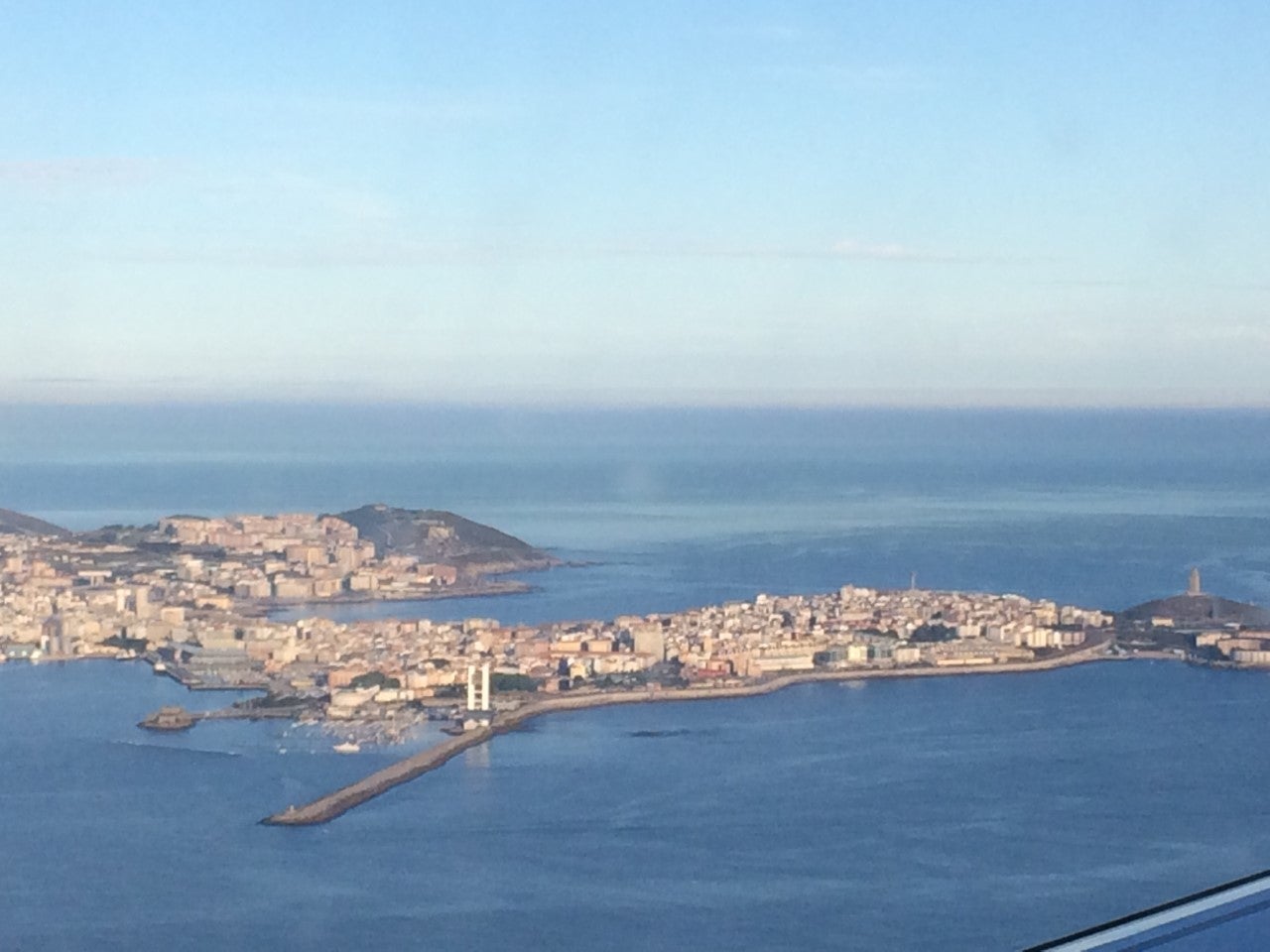 El viernes reabre la hostelería en terrazas, se permiten reuniones de no convivientes y movilidad entre ayuntamientos del área El viernes reabre la hostelería en terrazas, se permiten reuniones de no convivientes y movilidad entre ayuntamientos del área