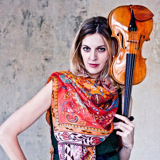 Eva Meliskova: "Los concertinos invitados nos dicen 'Qué suerte tenéis por poder tocar'" Eva Meliskova: "Los concertinos invitados nos dicen 'Qué suerte tenéis por poder tocar'"