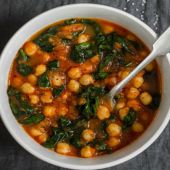 Repasamos la actualidad de la gastronomía con el crítico Tony Pérez, con el que hablamos de la cocina de cuaresma 