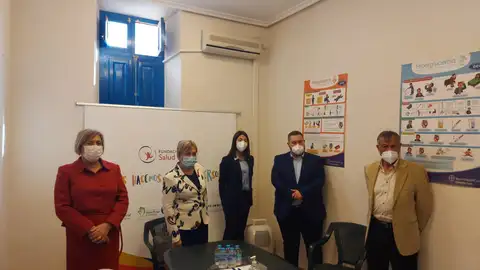 Un momento de la visita de la consellera Ana Barceló a la Fundación Salud Infantil Un momento de la visita de la consellera Ana Barceló a la Fundación Salud Infantil