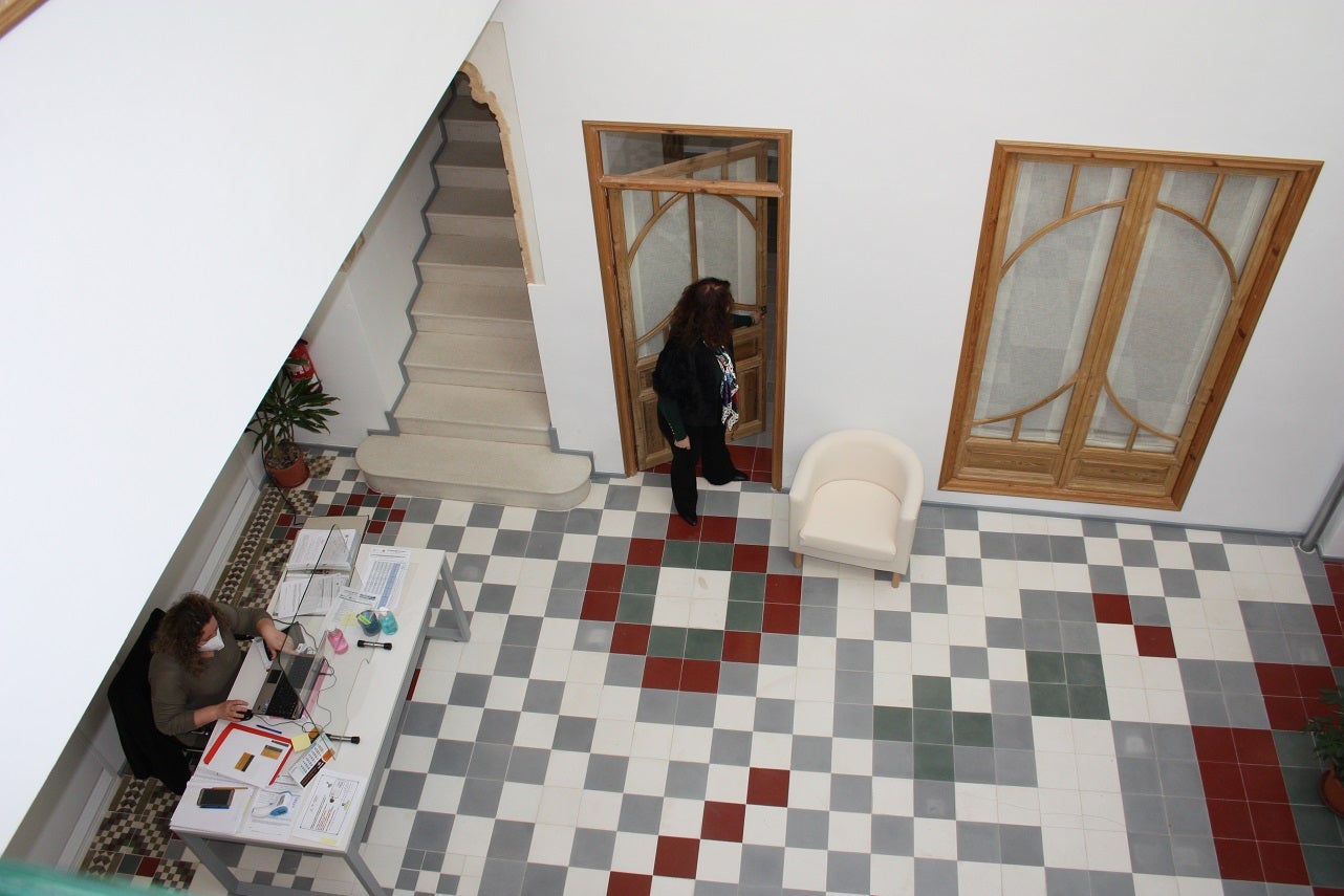 El Ayuntamiento de Miguel Esteban ya disfruta parte de sus renovadas instalaciones El Ayuntamiento de Miguel Esteban ya disfruta parte de sus renovadas instalaciones