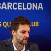 Pau Gasol hace oficial su llegada al FC Barcelona