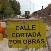 Las obras sustituirán las actuales conducciones de hormigón por nuevos materiales para acabar con las pérdidas de agua e infiltraciones al subsuelo Las obras sustituirán las actuales conducciones de hormigón por nuevos materiales para acabar con las pérdidas de agua e infiltraciones al subsuelo