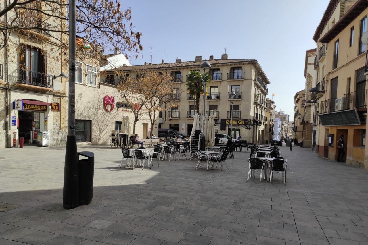 Los hosteleros de Huesca celebran la ampliación de los horarios Los hosteleros de Huesca celebran la ampliación de los horarios