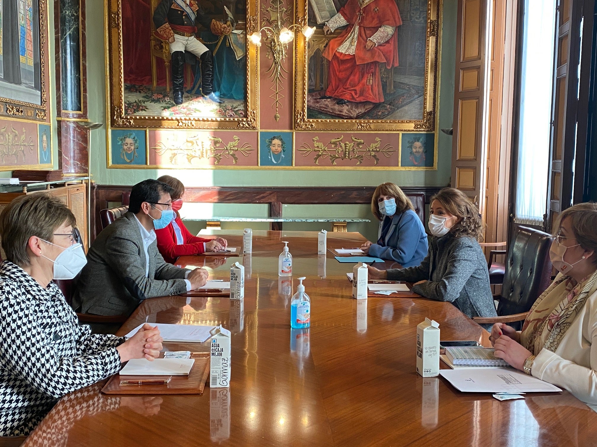 La provincia de Ciudad Real pondrá en marcha un programa piloto para que las viviendas tuteladas de mayores presten servicio personal las 24 horas del día La provincia de Ciudad Real pondrá en marcha un programa piloto para que las viviendas tuteladas de mayores presten servicio personal las 24 horas del día