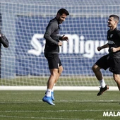Un momento del entrenamiento del Málaga CF Un momento del entrenamiento del Málaga CF
