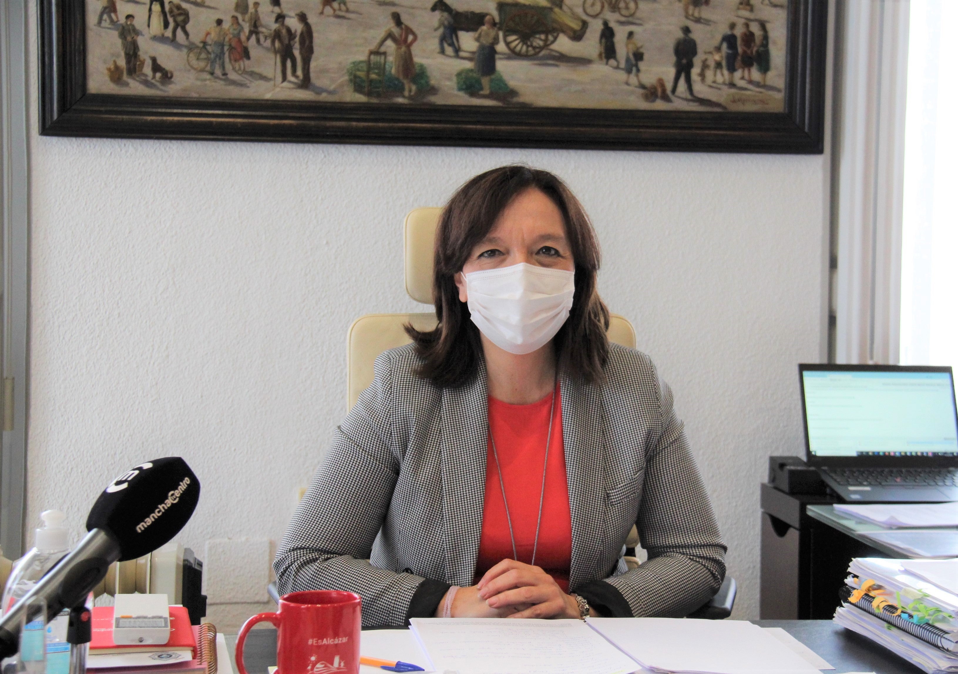 La Alcaldesa de Alcázar celebra el paquete de medidas aprobado para ayudar al tejido productivo La Alcaldesa de Alcázar celebra el paquete de medidas aprobado para ayudar al tejido productivo