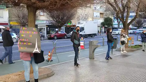 Protestas en frente del Colegio Protestas en frente del Colegio