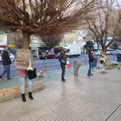 Protestas en frente del Colegio Protestas en frente del Colegio