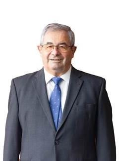 Alfonso Pereira: "Hay que recuperar la zona rural, que estuvo cuatro años abandonada. Cada barrio tendrá su equipo de mantenimiento propio" Alfonso Pereira: "Hay que recuperar la zona rural, que estuvo cuatro años abandonada. Cada barrio tendrá su equipo de mantenimiento propio"