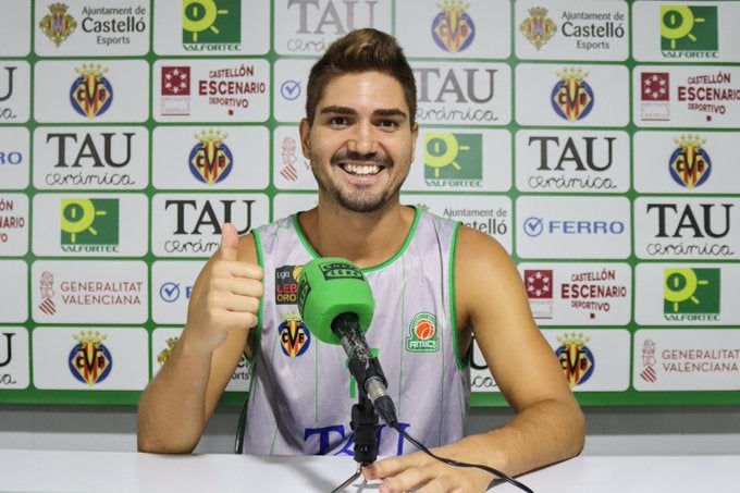 Óscar Alvarado: "Afrontamos tres partidos importantísimos" Óscar Alvarado: "Afrontamos tres partidos importantísimos"