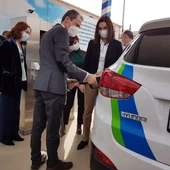 Pedro Duque durante su visita al Centro Nacional del Hidrógeno Pedro Duque durante su visita al Centro Nacional del Hidrógeno